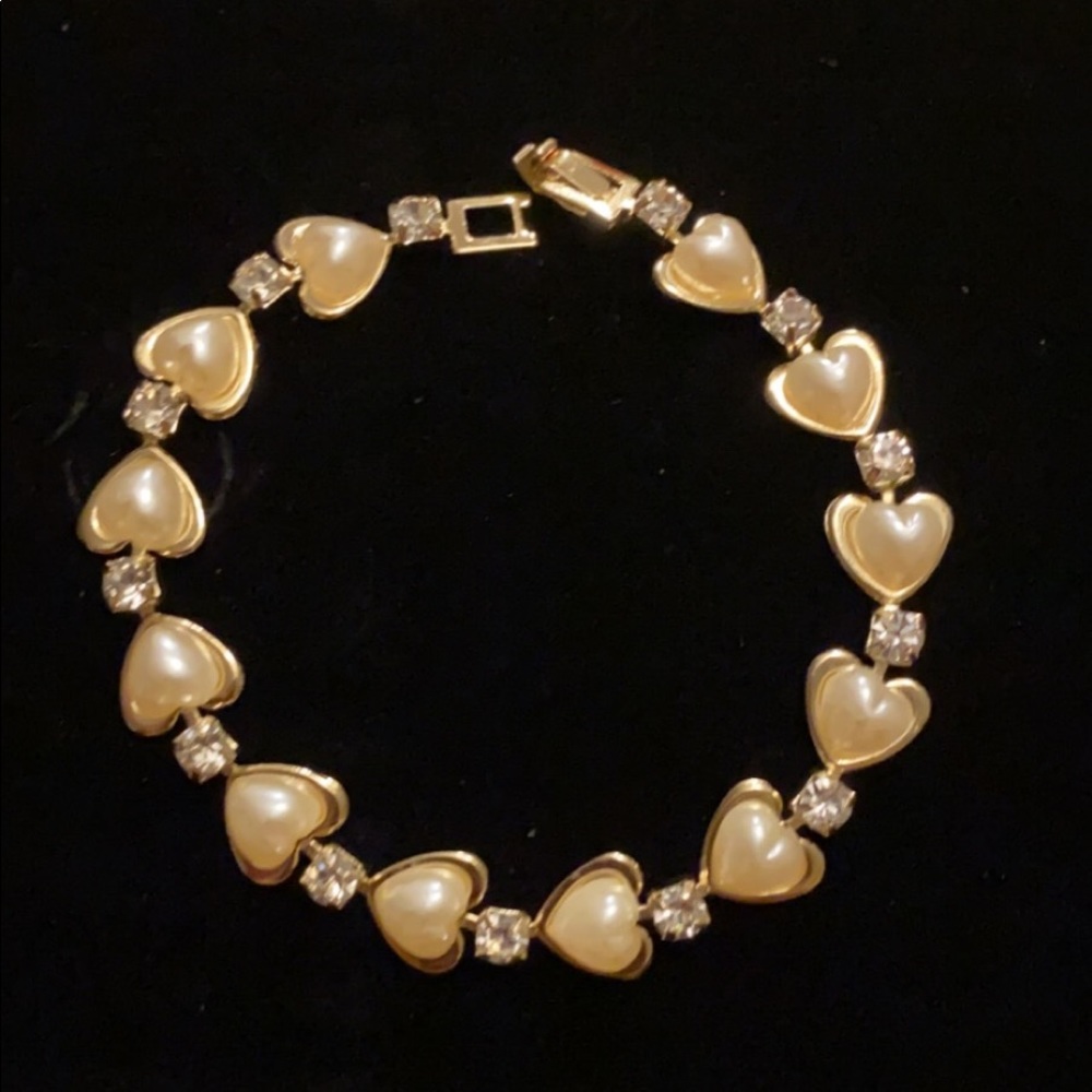 Heart pearl bracelet